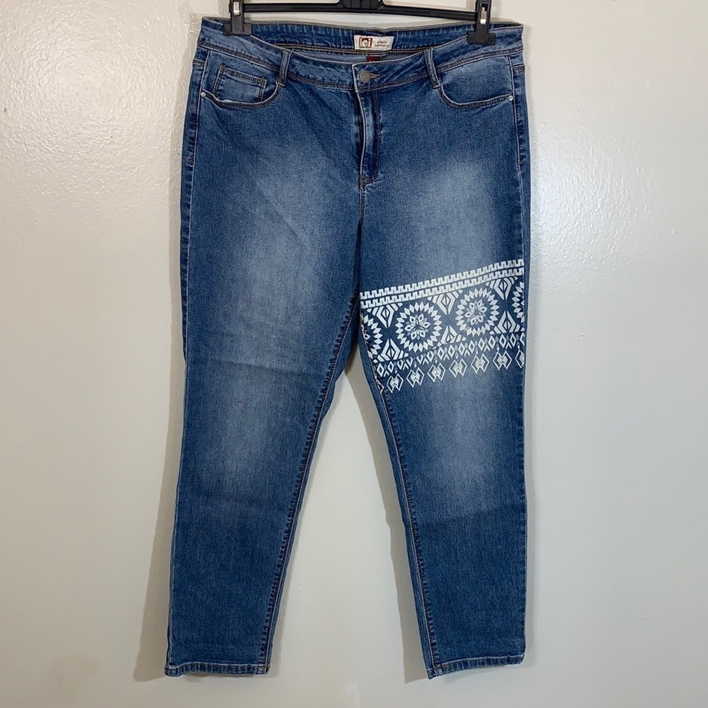 LEI JEANS